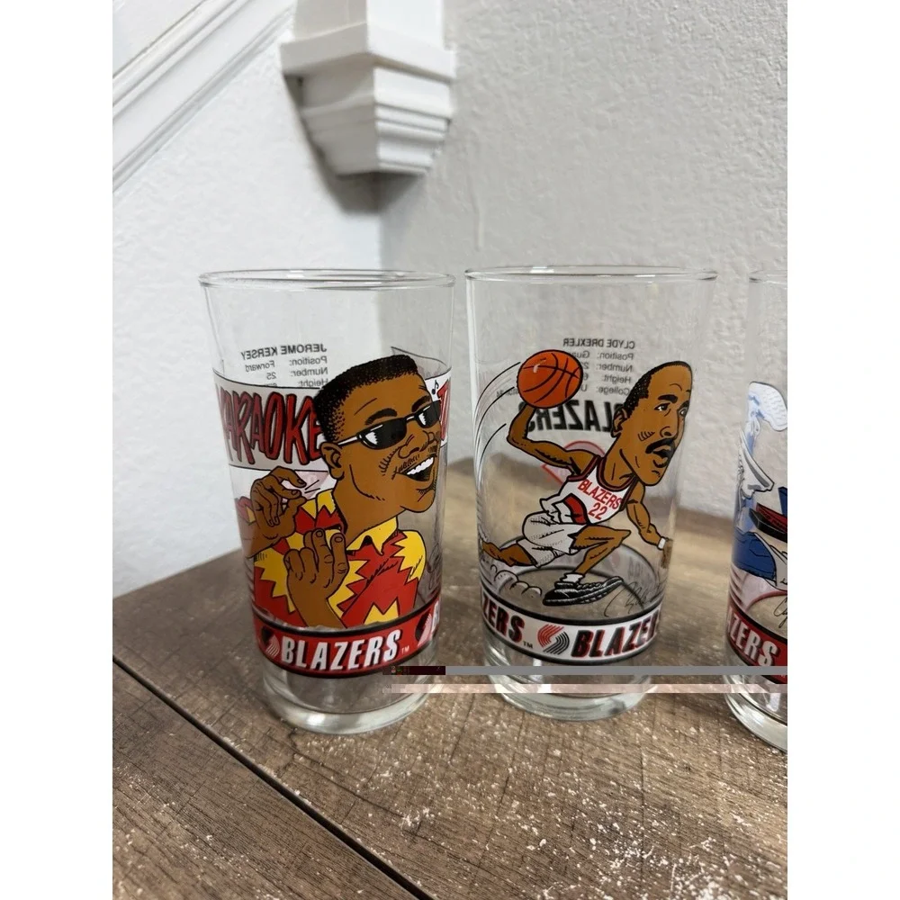 7 Portland‎ Trail Blazers Vintage 1993-94 Dairy Queen Collector Glasses